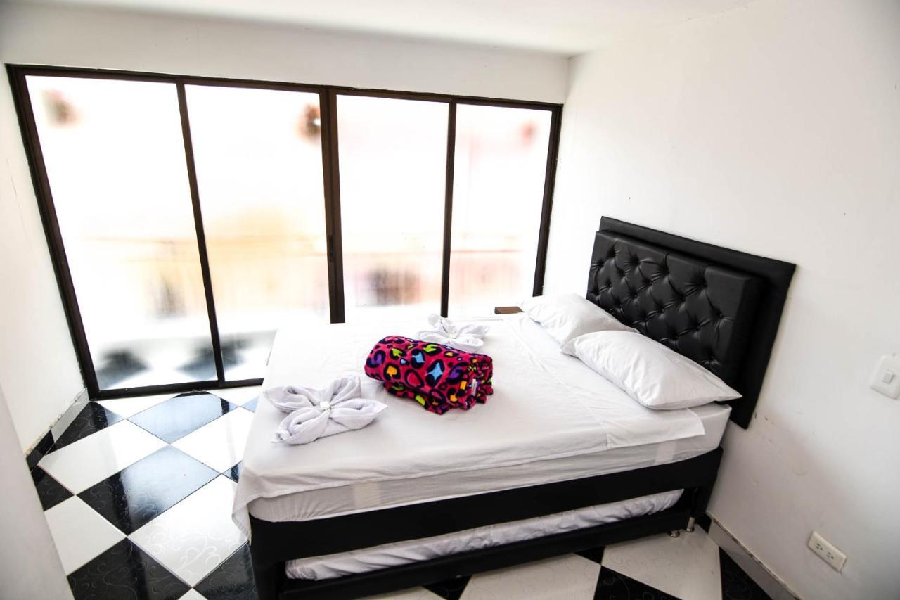 Hotel El Paisaje Guatape Ngoại thất bức ảnh