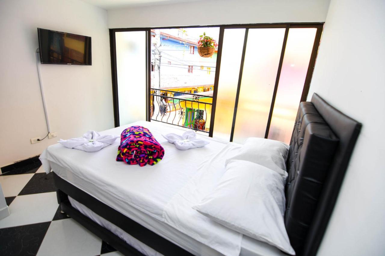 Hotel El Paisaje Guatape Ngoại thất bức ảnh