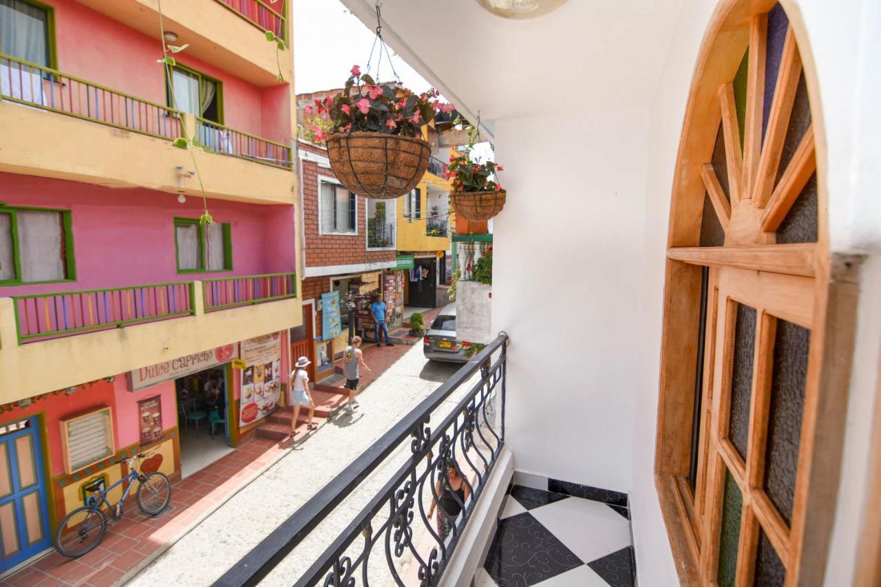 Hotel El Paisaje Guatape Ngoại thất bức ảnh